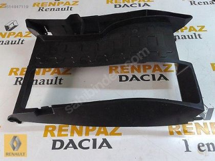 RENAULT CLİO 4 RADYATÖR ŞASESİ 215590558R