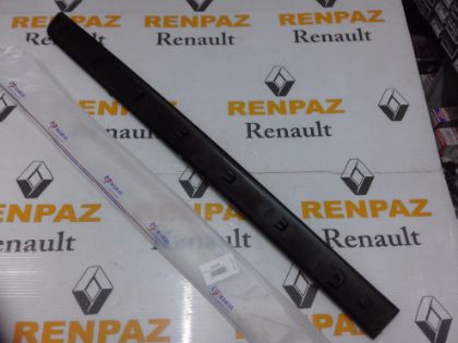 RENAULT KANGO 3 ÖN SAĞ KAPI BANDI 8200439113