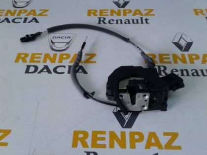 RENAULT CLİO 4 SAĞ ARKA KAPI KİLİDİ 825017868R    