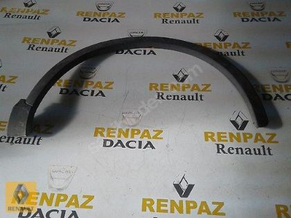 AUDİ Q3 SAĞ ÖN ÇAMURLUK KORUMA BANDI 8U0853718