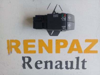 RENAULT/DACİA RADYO KUMANDASI 8200950420 - 7701072109