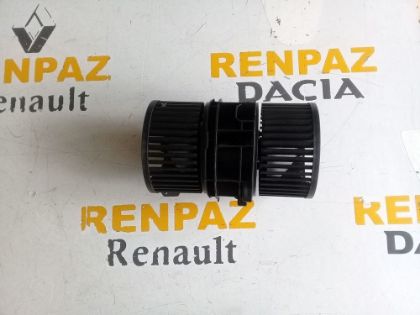 FLUENCE/MEGANE 3 KALORİFER MOTORU 272104377R