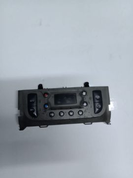 CLİO SYMBOL THALİA KALORİFER KUMANDA PANELİ DİJİTAL 8200749659 resmi