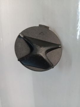 Picture of HYUNDAİ İ20 ÖN TAMPON ÇEKİ DEMİR KAPAĞI  86519-C8AA0