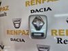 RENAULT CLİO 2 BAGAJ ARMASI VE BAKALİTİ 8200573101 - 7701209406