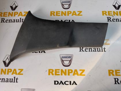 MEGANE 2 SOL ORTA DİREK ALT  KAPLAMASI 8200034955