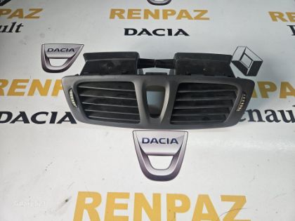 RENAULT MEGANE 3 ORTA HAVALANDIRMA IZGARASI 682600016R