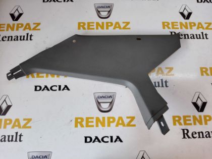 RENAULT 19 SAĞ ARKA DİREK YAN KAPLAMA 7702253153