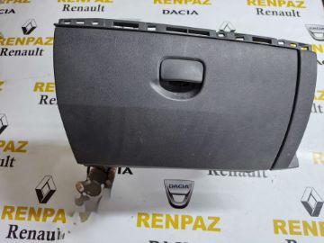 CLİO 3 TORPİDO KAPAĞI 8200475692